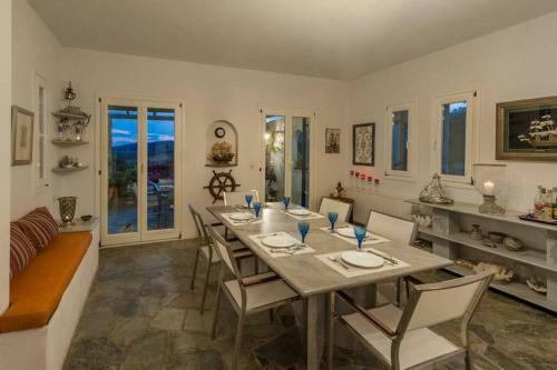 Villa Pure White