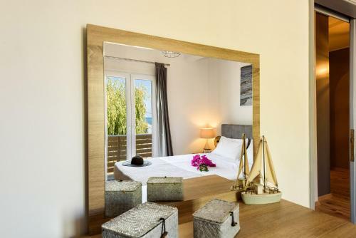 Apartamento Ragoussis Beachfront House