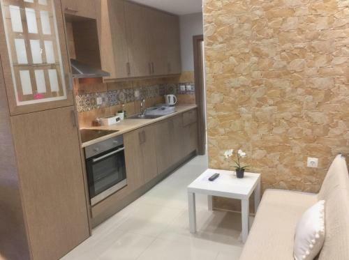 Apartamento 6- Stylish Mini-suite For 2 In Central Rhodes!