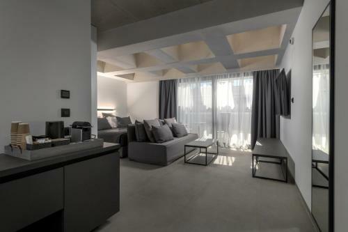 Hotel Essence Suites