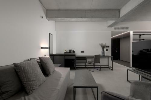 Hotel Essence Suites