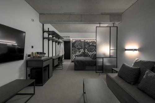 Hotel Essence Suites