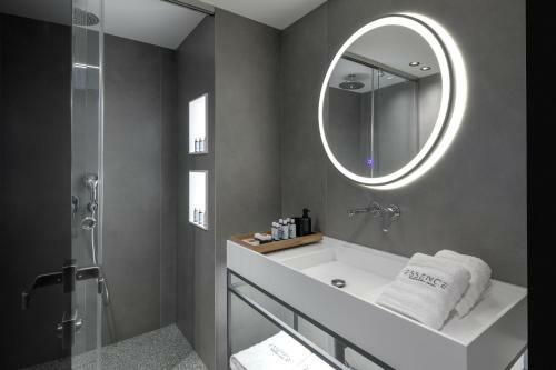 Hotel Essence Suites