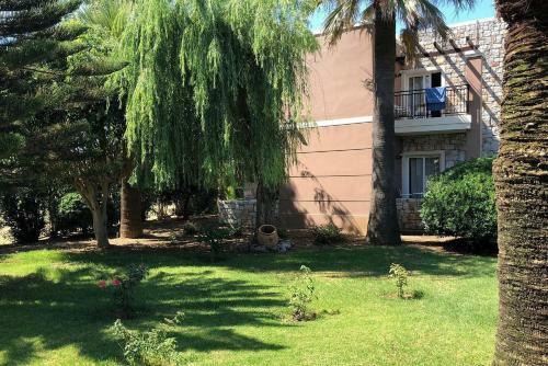 Apartment In Gerani Near The Sea Route