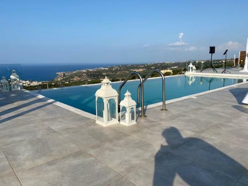 Eva Villas East, With Infinity Pool & And Panoramic Sea View