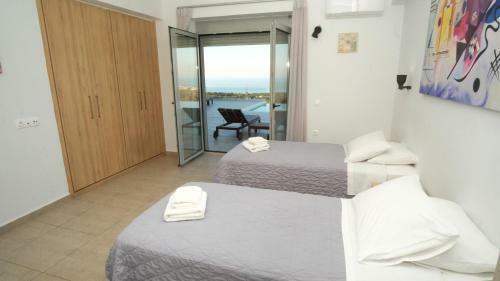 Eva Villas East, With Infinity Pool & And Panoramic Sea View