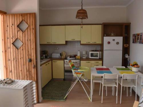 Beautiful Holiday Home In Gerani With Private Garden