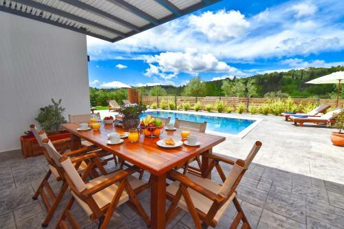 Villa Oras Corfu