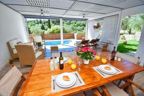 Villa Oras Corfu (dionisos)