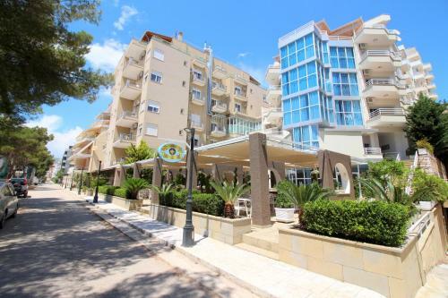 Portafortuna Apartments