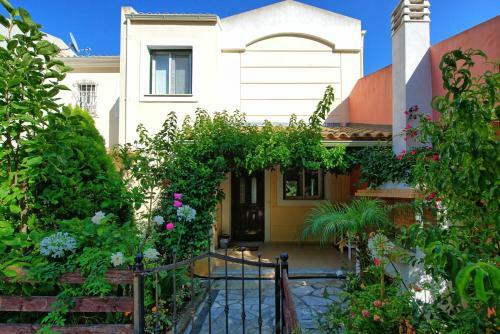 Beach Villa Blue