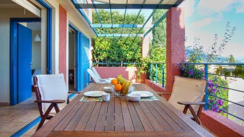 Barbati Luxury Apartment