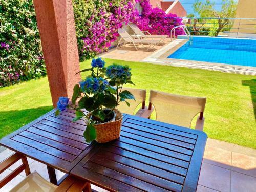 Villa Barbati Pelagos With Private Pool