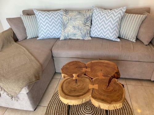 Aqua Panoramic Seaview Apartment