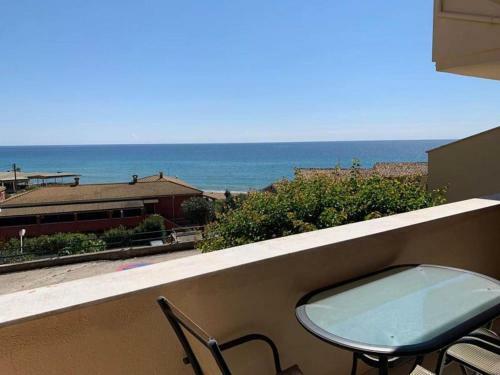 Inviting Apartment In Corfu With Sea View And Balcony