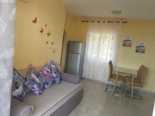Inviting Apartment In Corfu With Sea View And Balcony