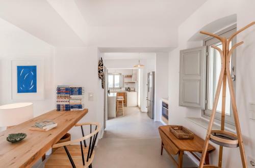 Bohemian Blue Villa - 7 Bdrm - Beach In 200m - Mg Villas