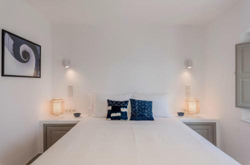 Bohemian Blue Villa - 7 Bdrm - Beach In 200m - Mg Villas