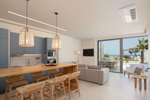 Melia Amalthia Villa, An Evanescence Retreat