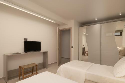Melia Amalthia Villa, An Evanescence Retreat