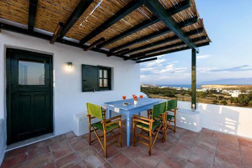 Traditional Villa 5-min Walk To The Beach