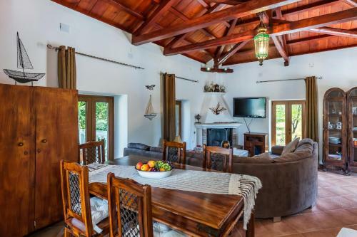Apartamento Konstantina Yard Studio