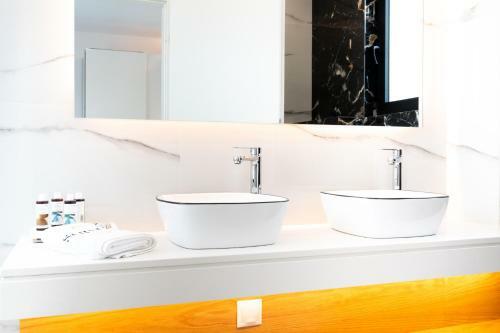 Sardines Luxury Villas