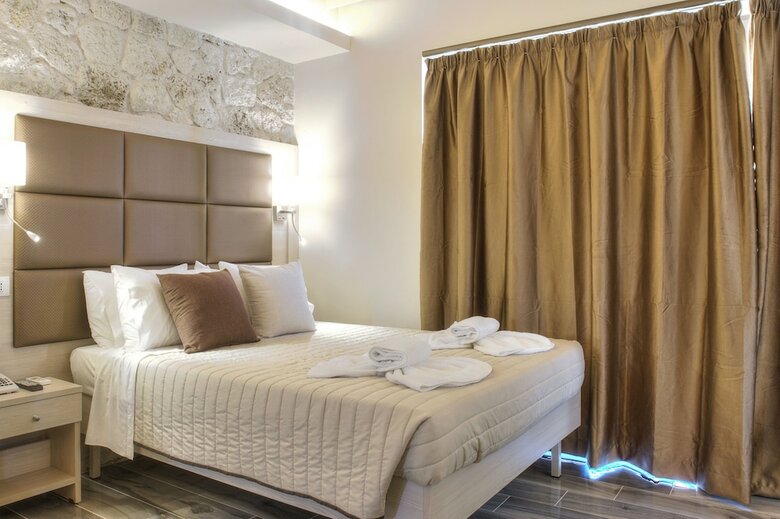 Porto Demo Hotel