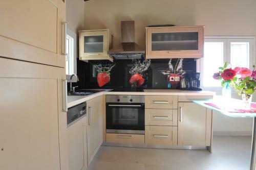 Villa Theodora View Apartments Afroditi