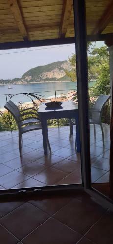 Villa Theodora View Apartments Polimnia