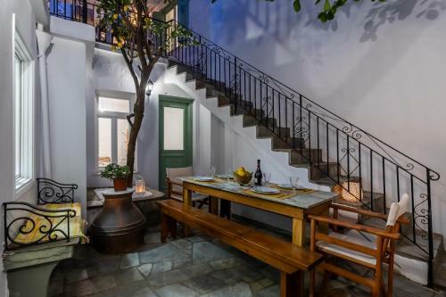 Lemon Garden House By Emerald