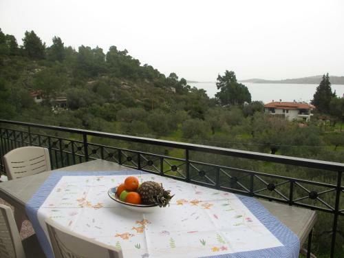 Apartamento Fteroti House