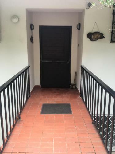 Apartamento Fteroti House