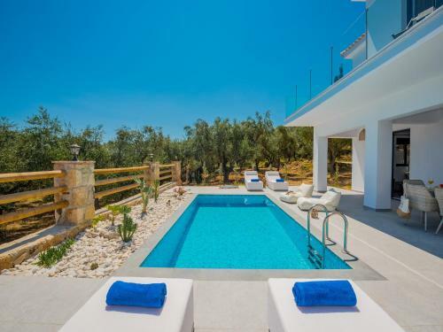Queen Of Zakynthos Luxury Villas