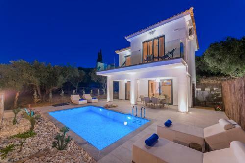 Queen Of Zakynthos Luxury Villas