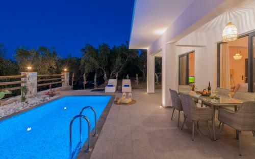 Queen Of Zakynthos Luxury Villas