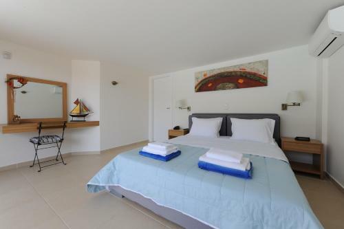 Gorgeous Eco Friendly Seaside Villa Nefeli