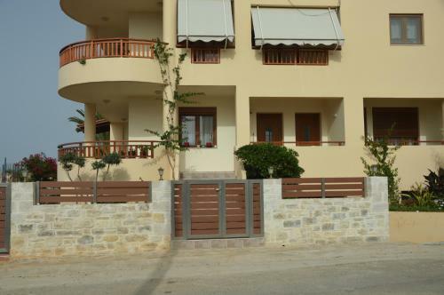 Dina Apartments