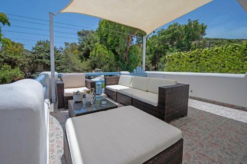 Molos Sea View House - Paros Greece