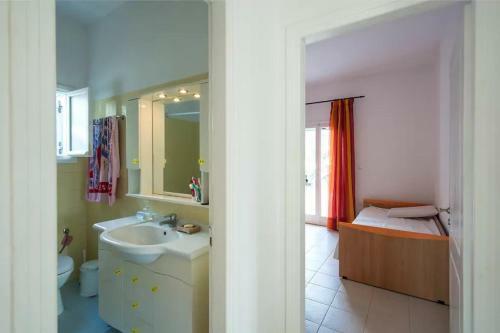 Apartamento Adorable 3 Bedroom Maisonette In Pounta