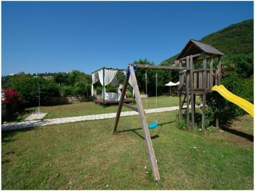 Corfu Beachfront Villa Barbati 1