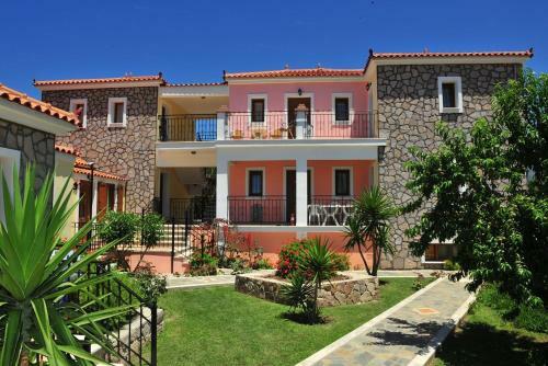 Hostal Room In Studio - Beautiful Studio For 2 People With Outdoor Pool