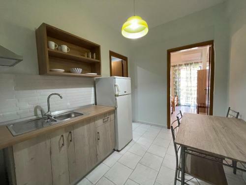 Apartamento Thealos Inn
