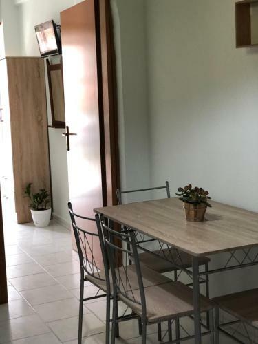 Apartamento Thealos Inn