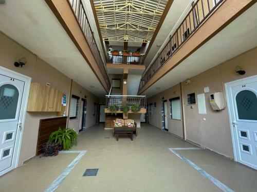 Apartamento Thealos Inn