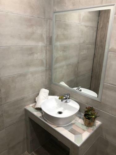 Apartamento Thealos Inn