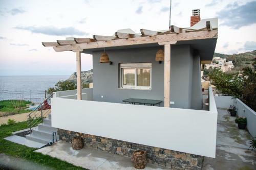 Beyond The Sea Apartment