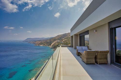 Amfitriti Luxury Villa