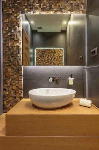 Amfitriti Luxury Villa