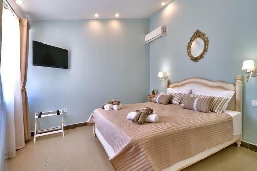 Corali House
